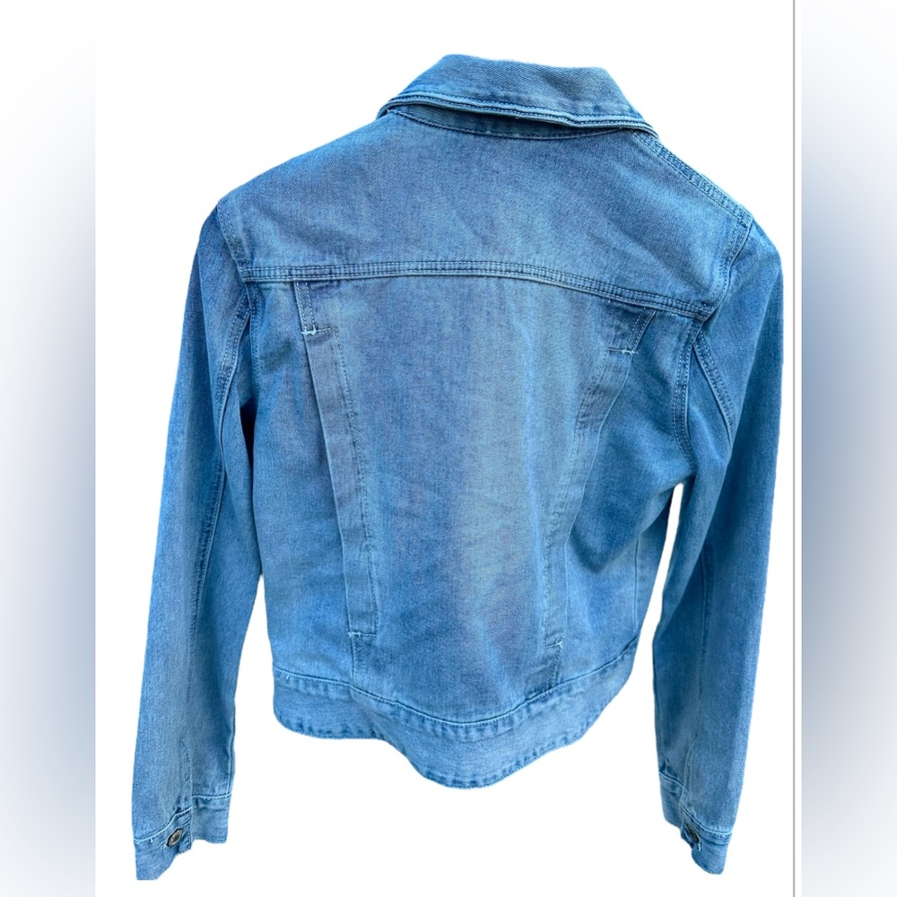 Free people jean jacket size XS excellent condition stone wash excellent cond. - Picture 4 of 5